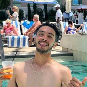 Meet your Posher, Reyhan